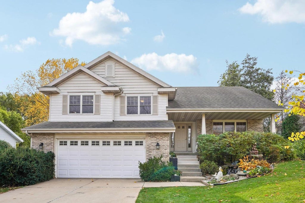 Photo of 7409 Westbourne STREET, Madison, WI 53719 (MLS # 2035447)
