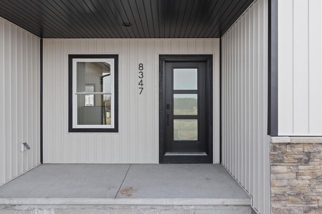 Photo of 8347 Marlo AVENUE, Neenah, WI 54956 (MLS # 50323316)