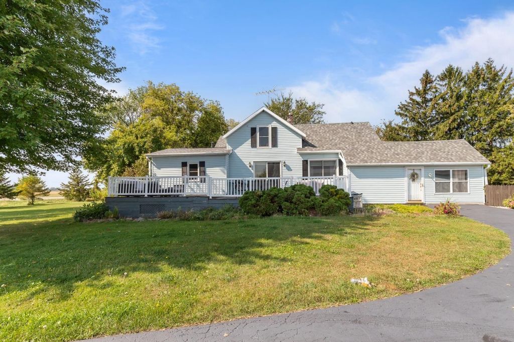 Photo of W7759 County Rd N Rd, Van Dyne, WI 54979 (MLS # 50318760)