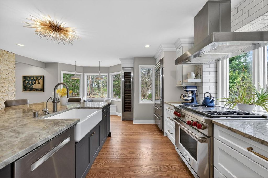 Photo of 3316 Blackhawk DRIVE, Madison, WI 53705 (MLS # 2018943)