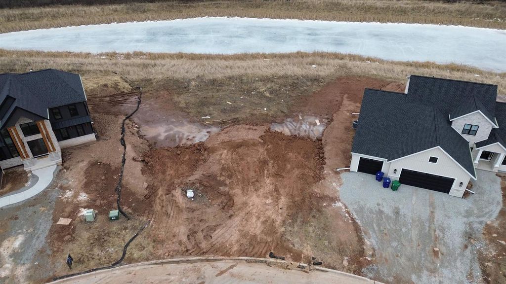 Photo of 2500 N Stellita CIRCLE, De Pere, WI 54115 (MLS # 50328695)