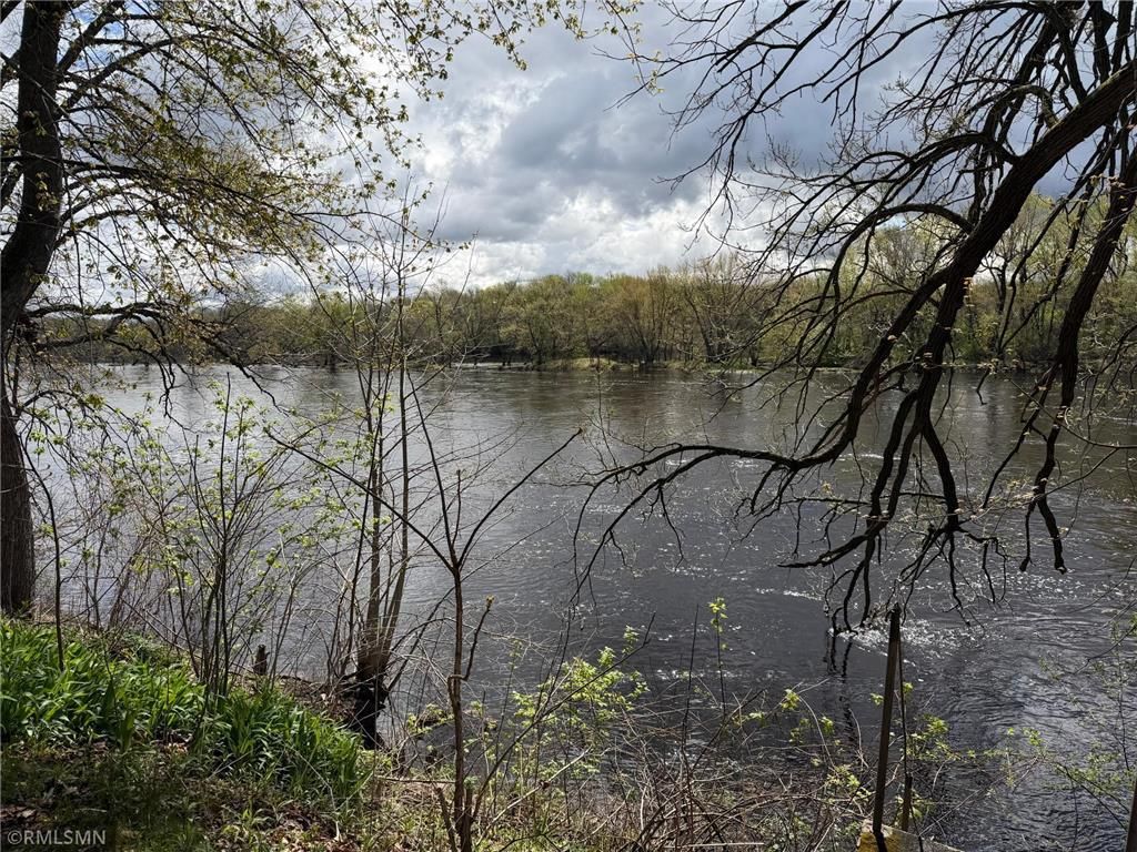 Photo of 2049 Silvermine DRIVE, Eau Claire, WI 54703 (MLS # 7066700)