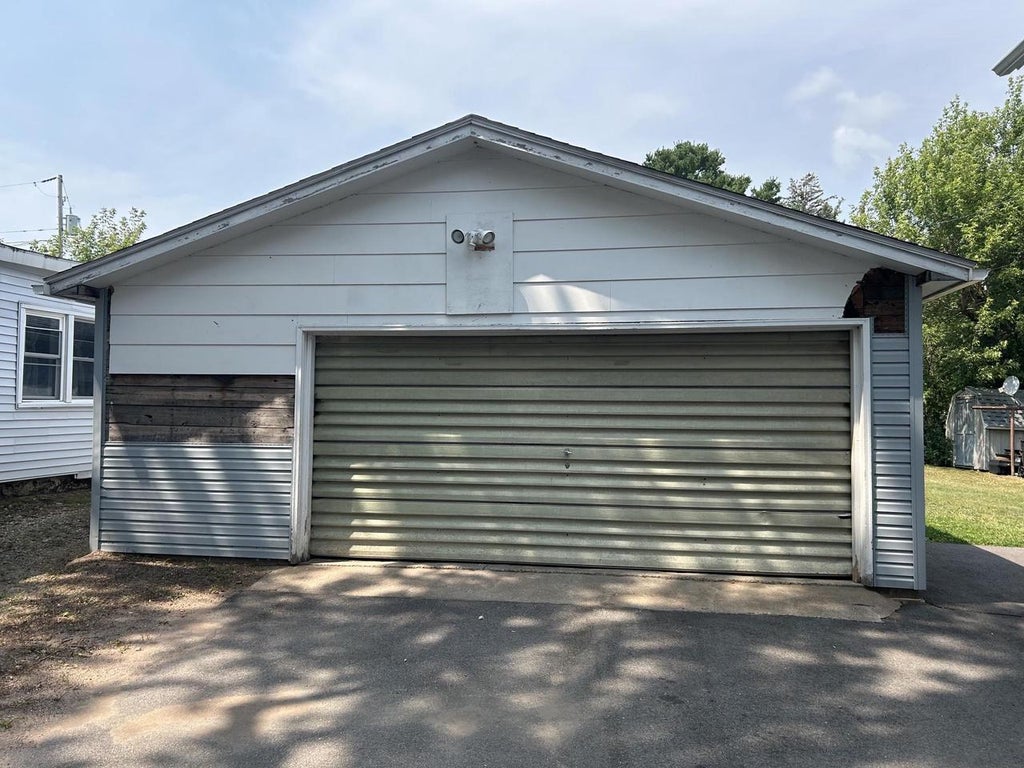Photo of 205 3rd STREET, Mosinee, WI 54455 (MLS # 22605117)