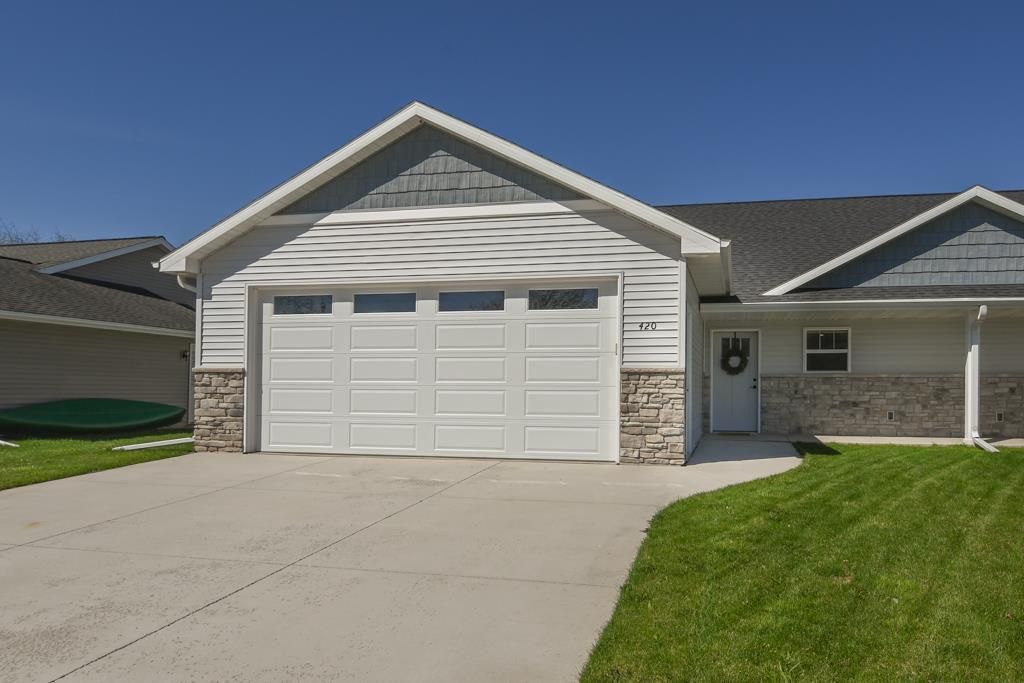 Photo of 420 Prairie WAY, Wrightstown, WI 54180 (MLS # 50324151)