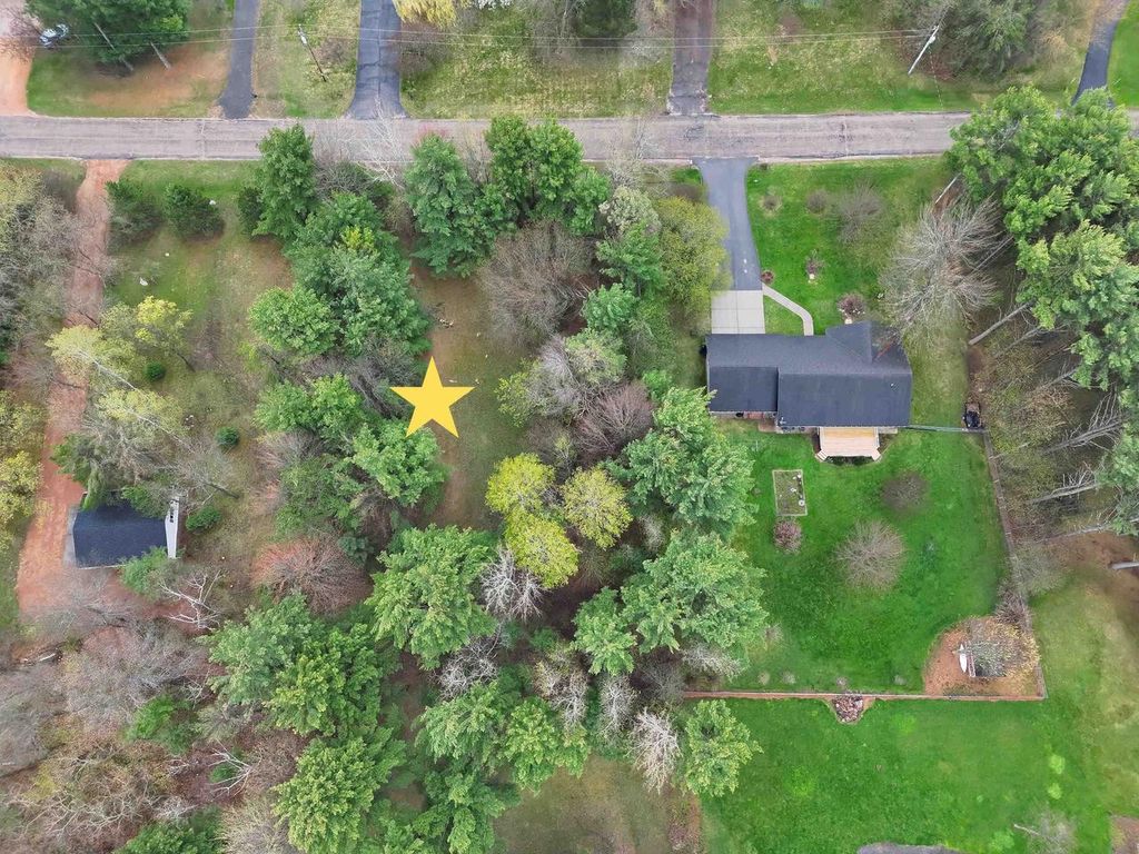 Photo of Lone Pine STREET, Stevens Point, WI 54482 (MLS # 50324370)