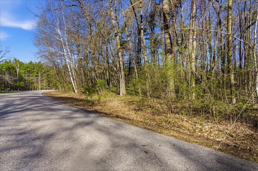 Photo of Circle ROAD, Luxemburg, WI 54217 (MLS # 50325028)