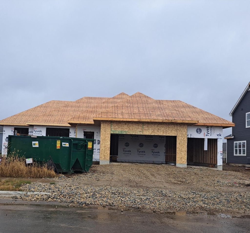 Photo of 1283 Wild Rye LANE, Oconomowoc, WI 53066 (MLS # 1946985)