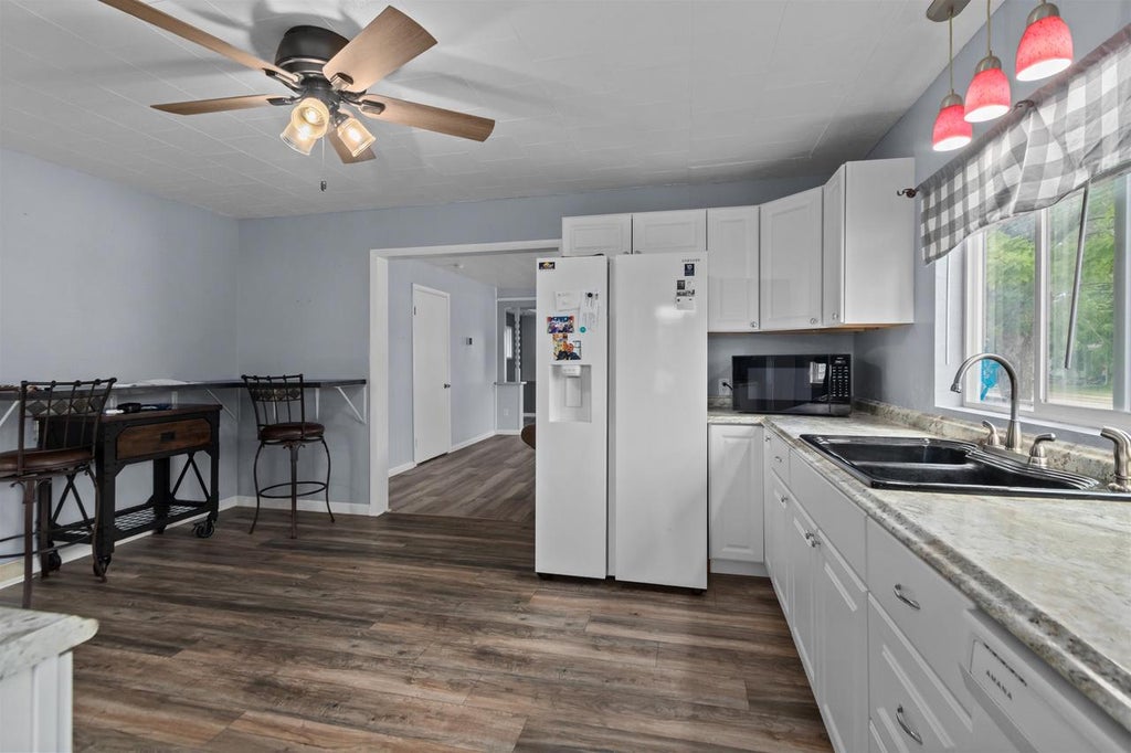 Photo of 127 Madison STREET, Menasha, WI 54952 (MLS # 50328324)