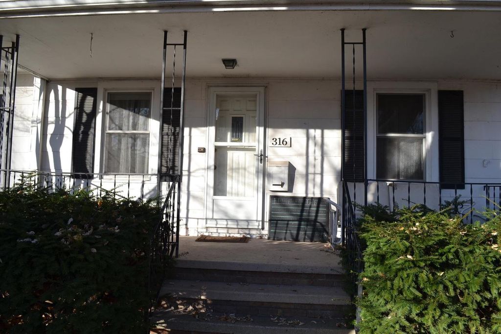 Photo of 316 W Maes AVENUE, Kimberly, WI 54136 (MLS # 50318698)