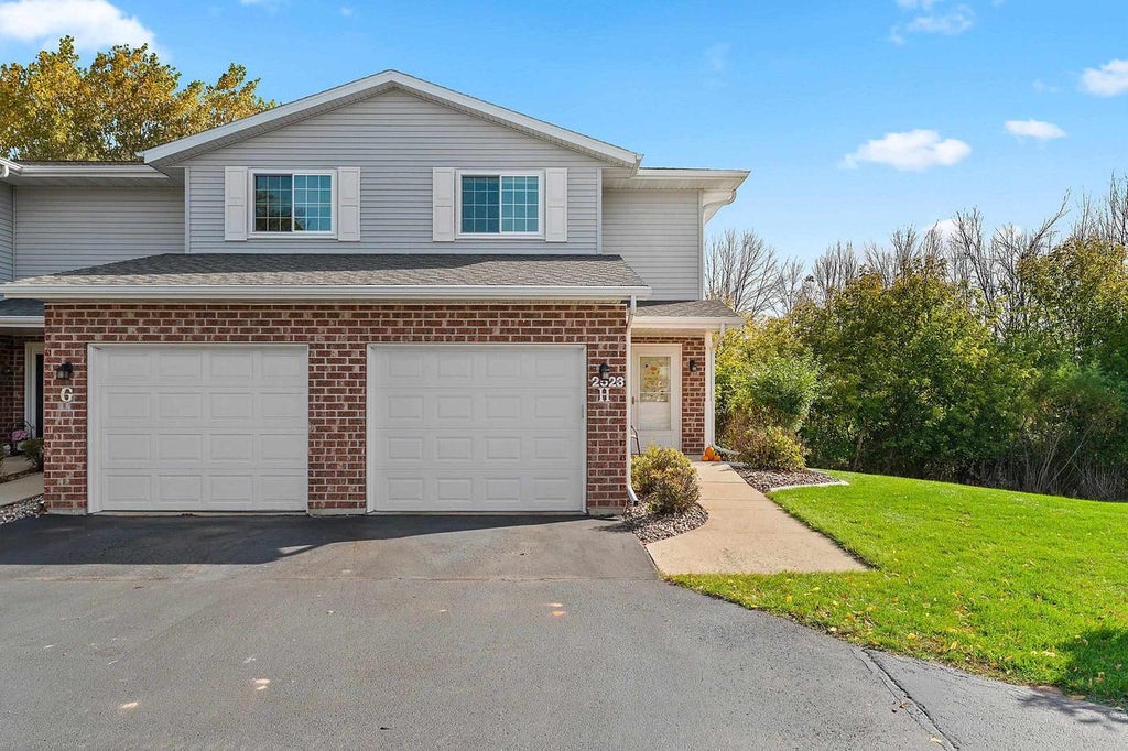 Photo of 2523 Telluride TRAIL #8 (H), Green Bay, WI 54313 (MLS # 50334060)