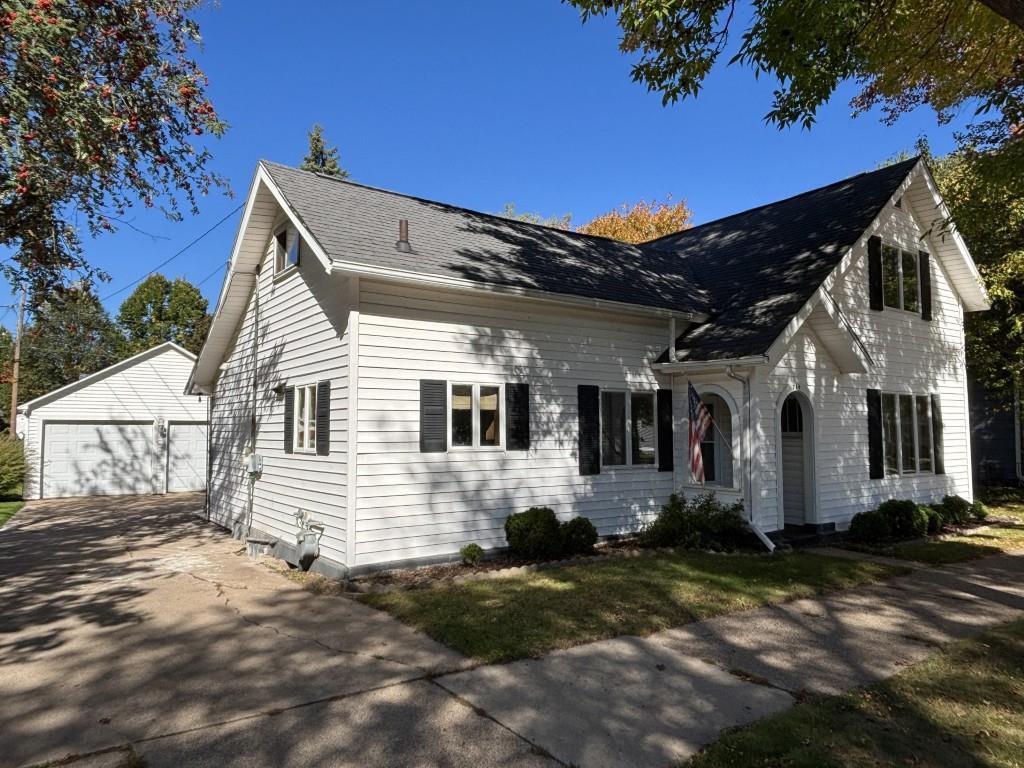 Photo of 714 Humboldt AVENUE, Wausau, WI 54403 (MLS # 22604981)