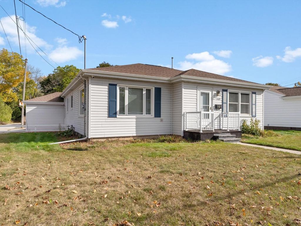 Photo of 3109 School STREET, Two Rivers, WI 54241 (MLS # 1940786)