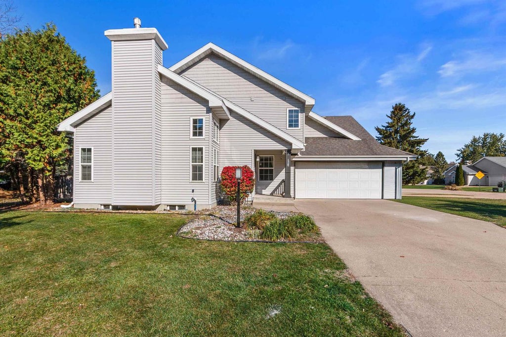 Photo of 1141 Hearthstone PLACE, Plover, WI 54467 (MLS # 22605144)