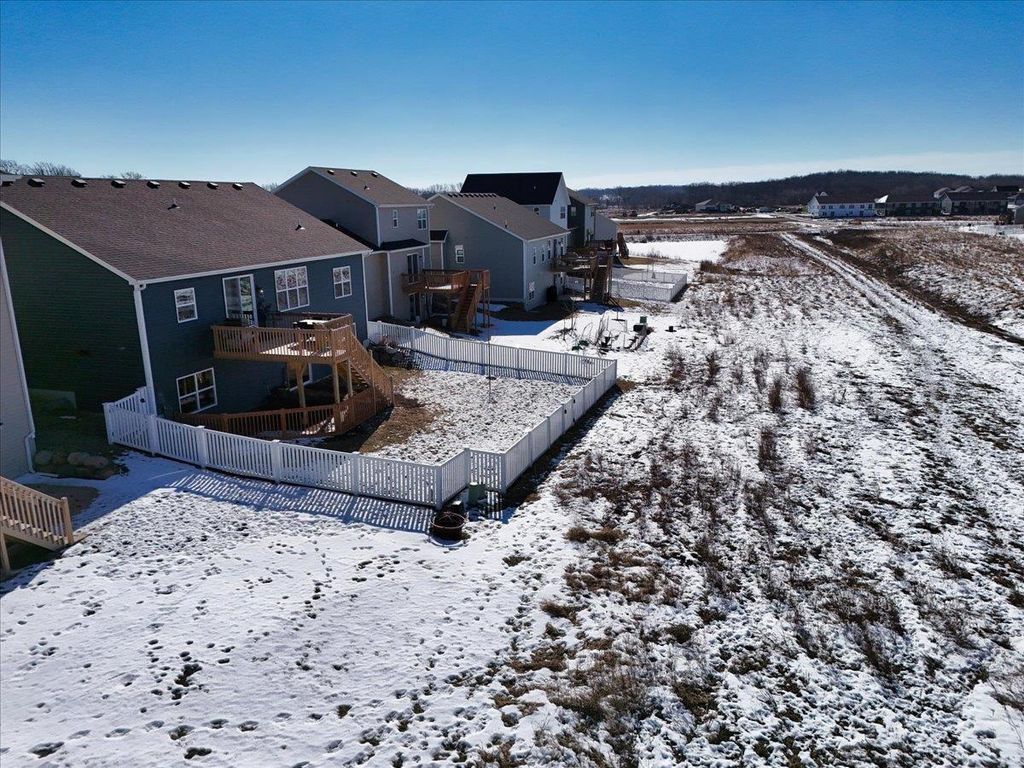 Photo of 1222 Misty Forest ROAD, Sun Prairie, WI 53590 (MLS # 2016149)