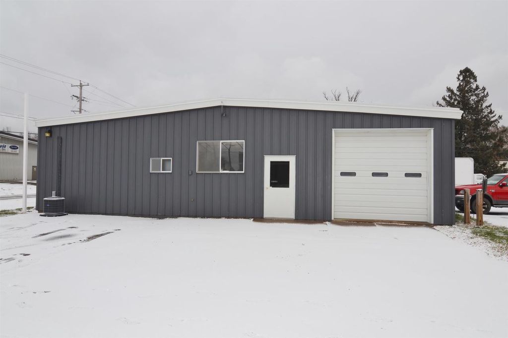 Photo of 315 S 4th STREET, Wausau, WI 54403 (MLS # 22600353)