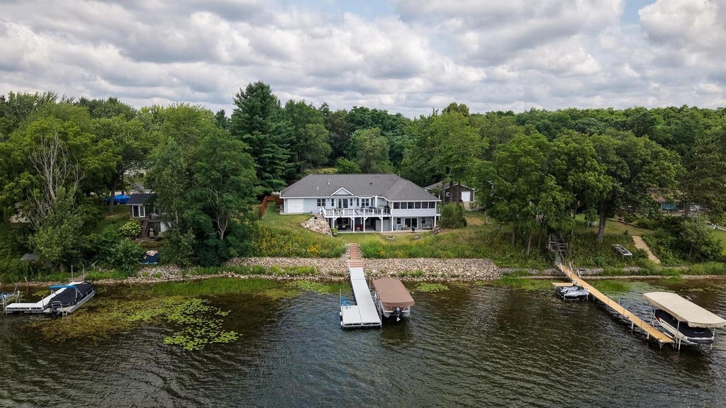 Photo of 309 Freedom ROAD, Oxford, WI 53952 (MLS # 2029924)