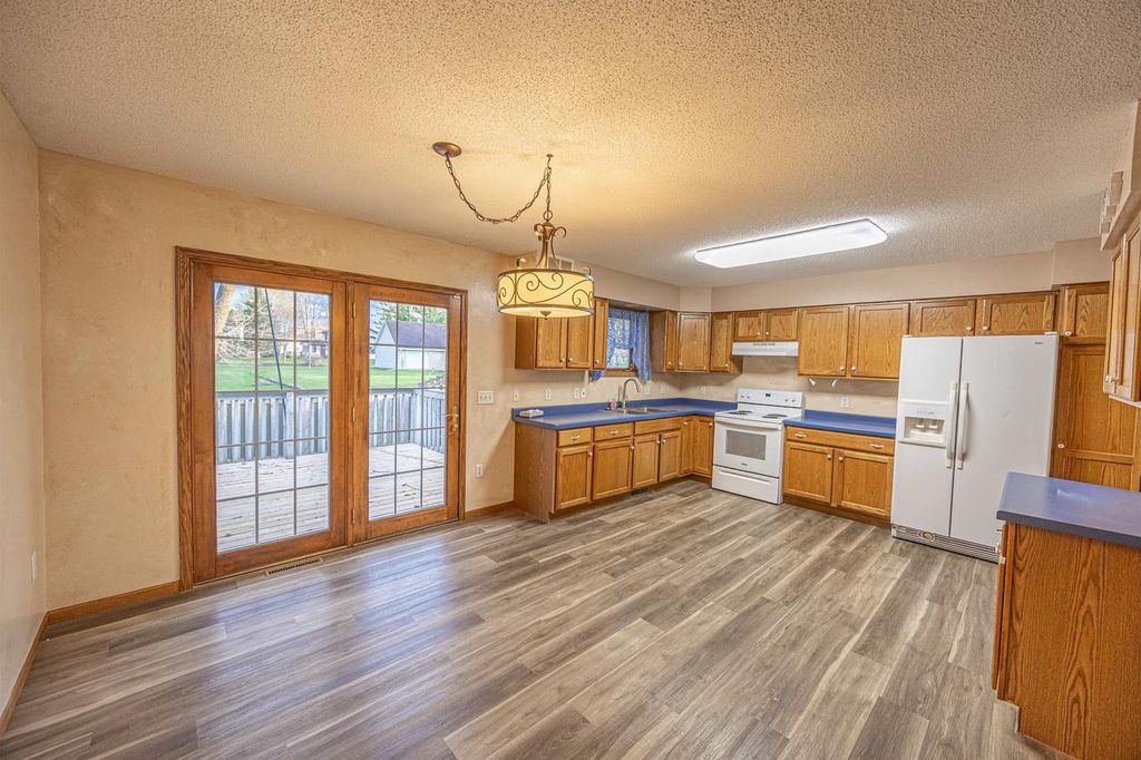 Photo of 214 Mirro DRIVE, Gillett, WI 54124 (MLS # 50324805)