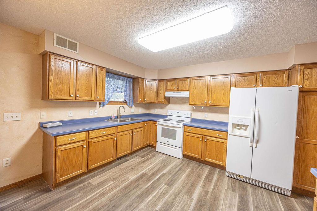 Photo of 214 Mirro DRIVE, Gillett, WI 54124 (MLS # 50324805)