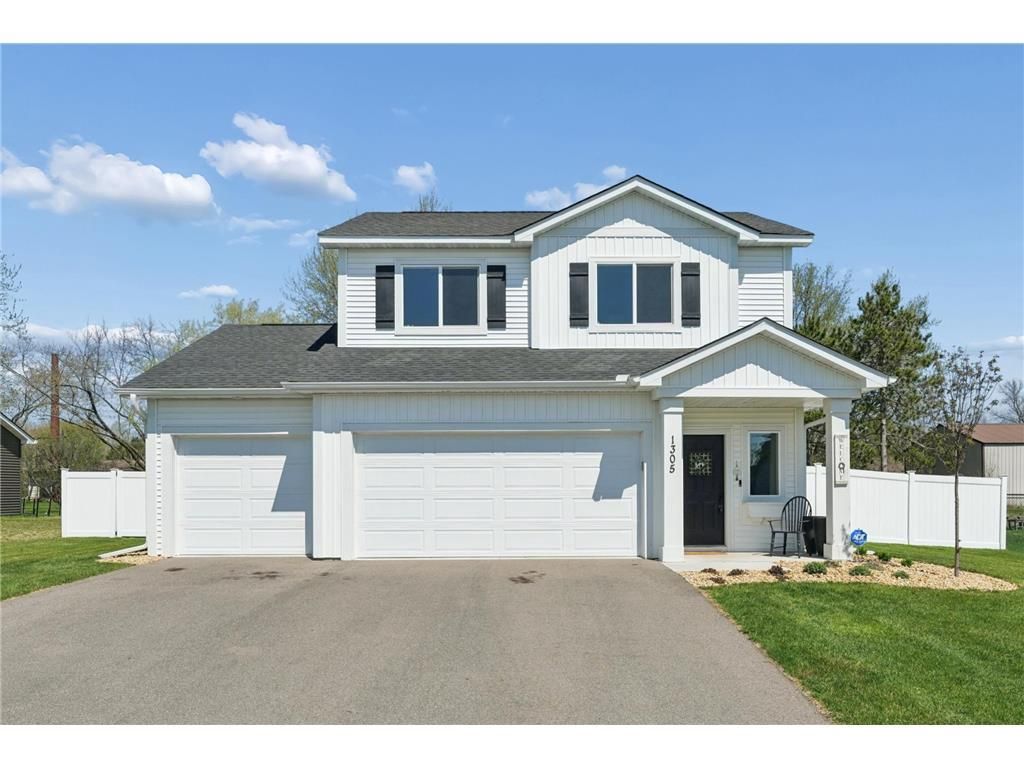 Photo of 1305 Violet STREET, New Richmond, WI 54017 (MLS # 7062451)