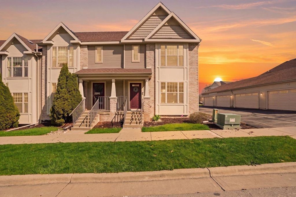 Photo of 348 Park STREET, Sun Prairie, WI 53590 (MLS # 2019912)