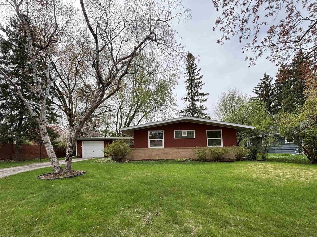 Photo of 4205 Somerset LANE, Madison, WI 53711 (MLS # 2018343)