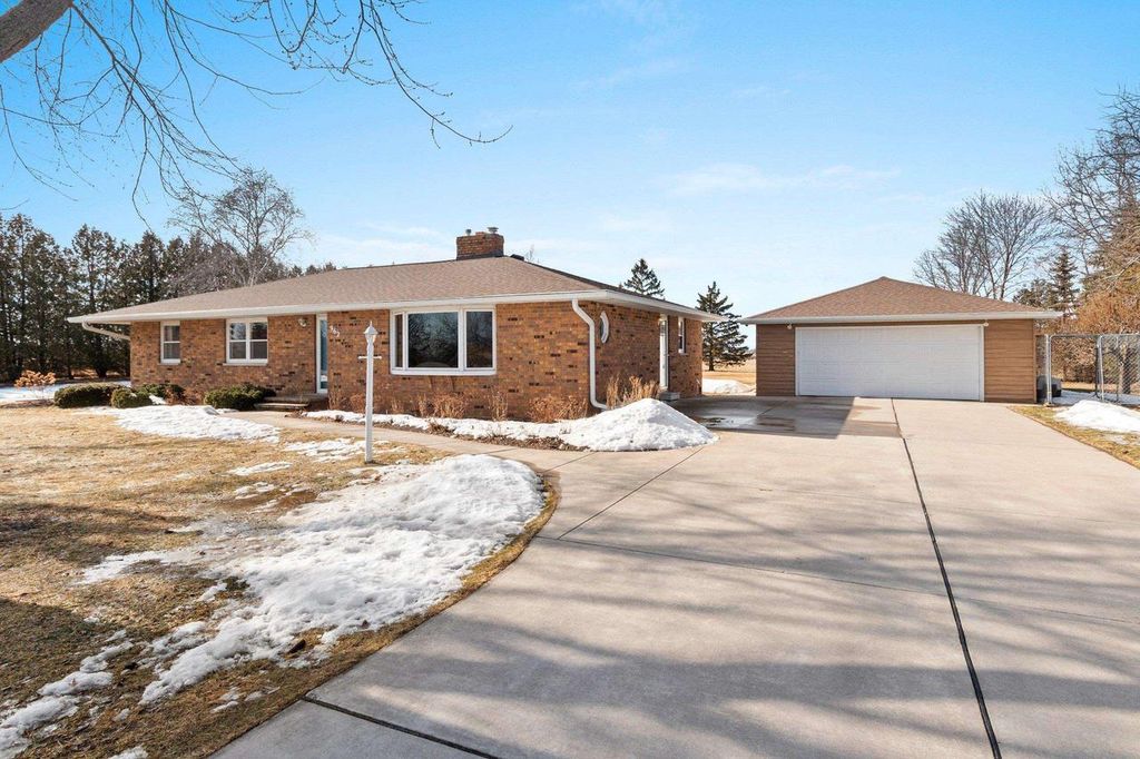 Photo of 962 S Northview ROAD, Green Bay, WI 54311 (MLS # 50321296)