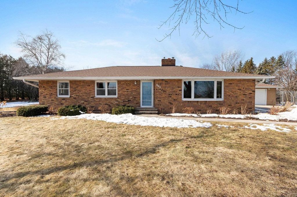 Photo of 962 S Northview ROAD, Green Bay, WI 54311 (MLS # 50321296)