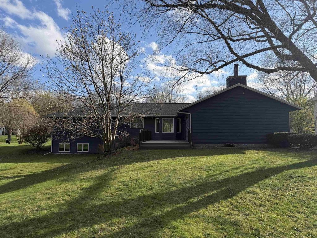 Photo of 7402 Longmeadow ROAD, Madison, WI 53717 (MLS # 2020071)