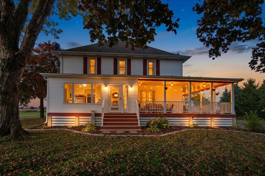 Photo of N8161 Miller ROAD, Seymour, WI 54165 (MLS # 50322404)