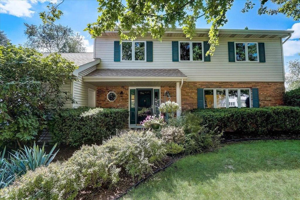 Photo of 2150 N 66th STREET, Wauwatosa, WI 53213 (MLS # 1943323)