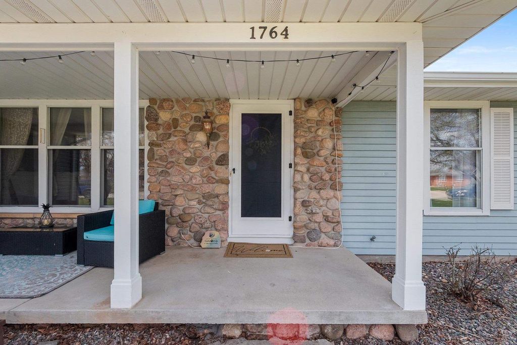 Photo of 1764 Highview STREET, De Pere, WI 54115 (MLS # 50324252)