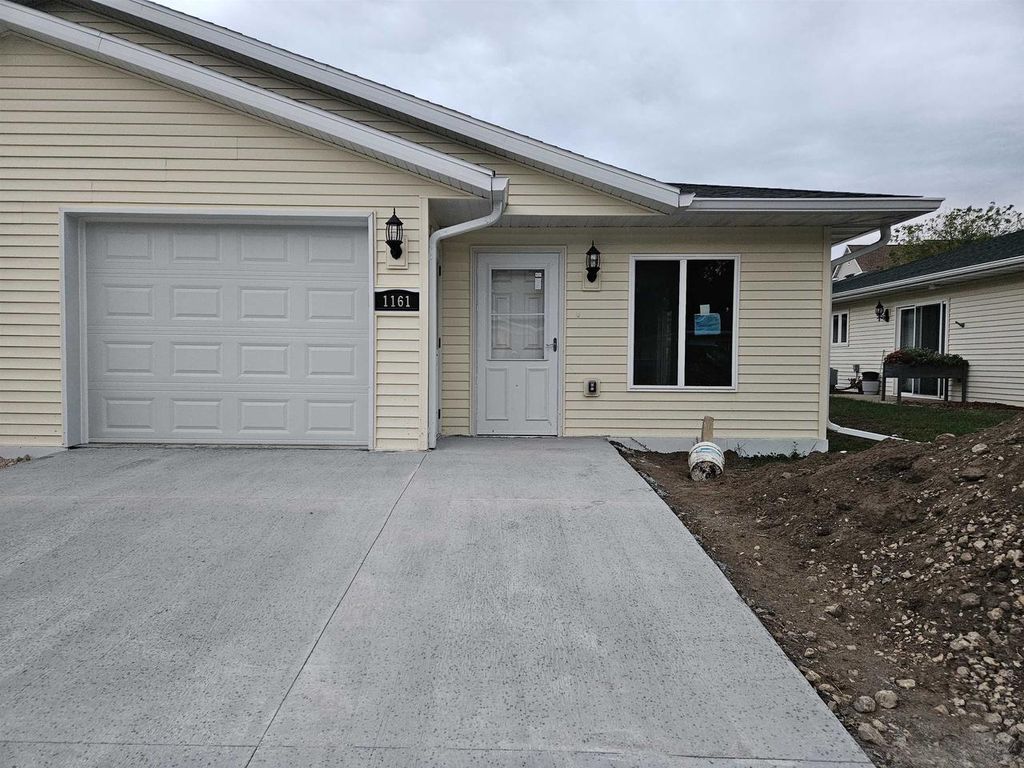 Photo of 1161 Maple STREET, Reedsburg, WI 53959 (MLS # 2017841)