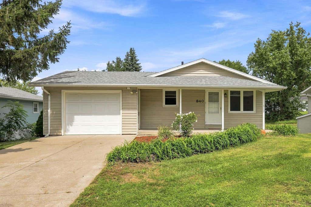 Photo of 840 Jewett STREET, Platteville, WI 53818 (MLS # 2031458)