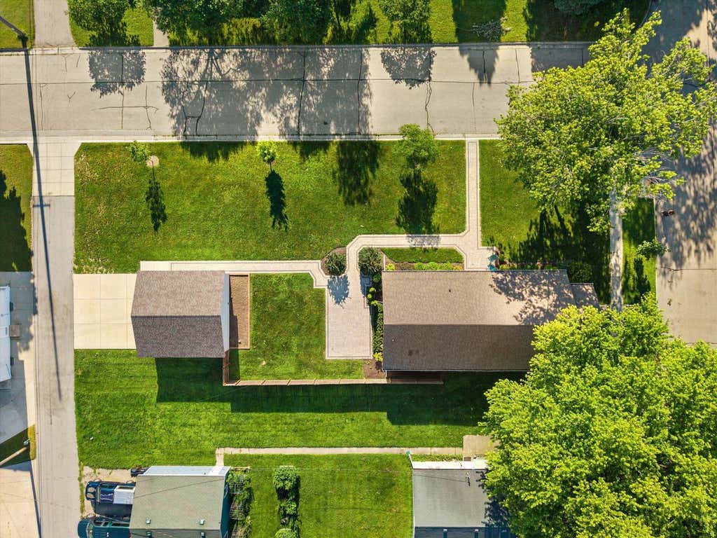Photo of 403 Walworth STREET, Lake Geneva, WI 53147 (MLS # 1970660)