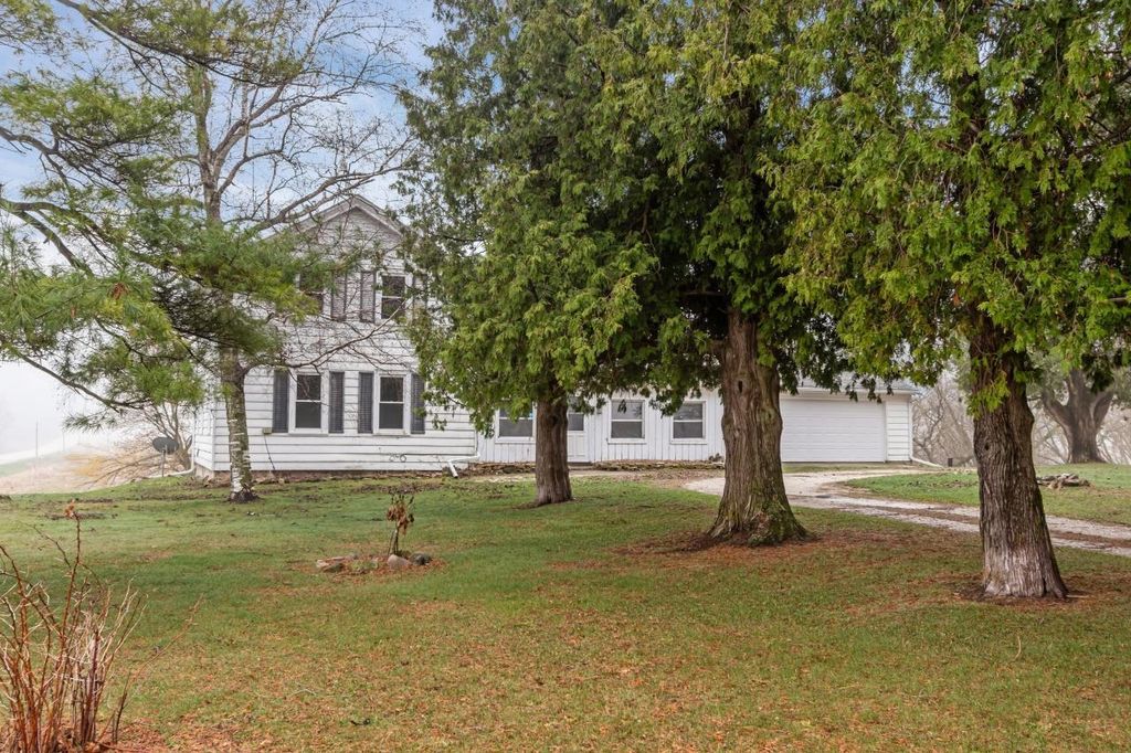 Photo of W907 Foundry ROAD, New Holstein, WI 53061 (MLS # 50324195)