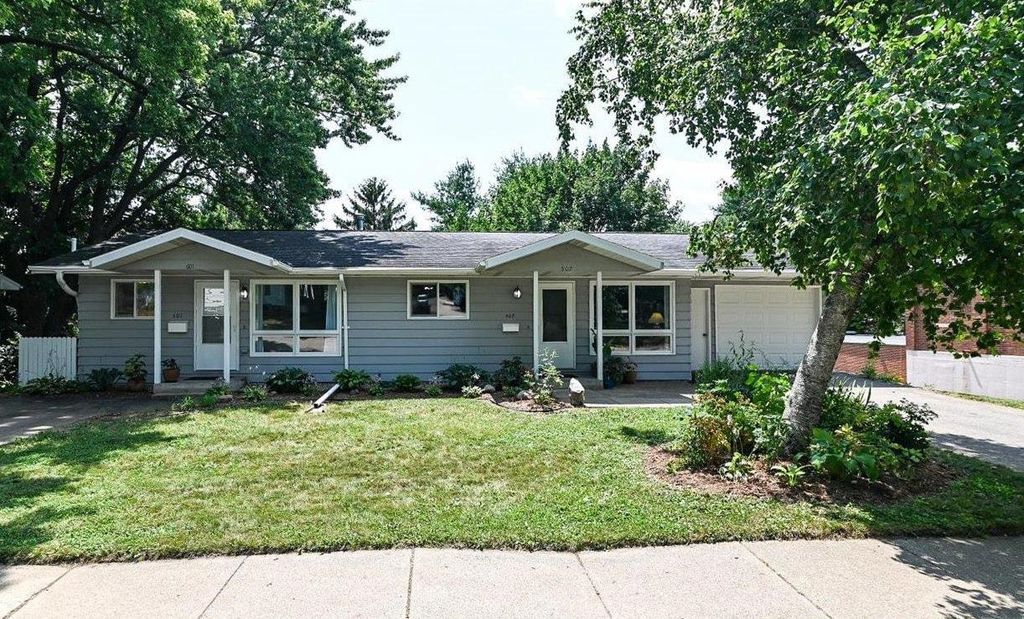 Photo of 507-601 E Garfield STREET, Mount Horeb, WI 53572 (MLS # 2028892)