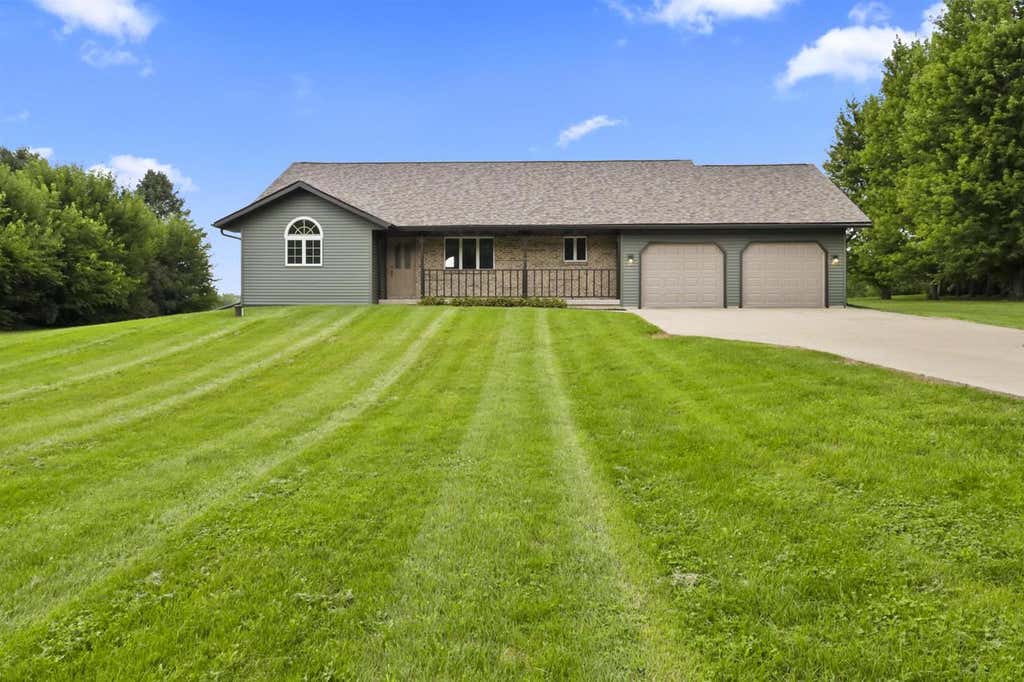 Photo of 6548 N Ron ROAD, Evansville, WI 53536 (MLS # 2030260)