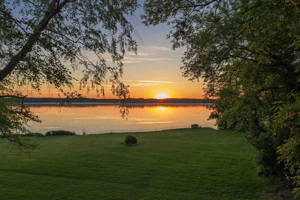 Photo of W10224 Surfside DRIVE, Beaver Dam, WI 53916 (MLS # 2025235)