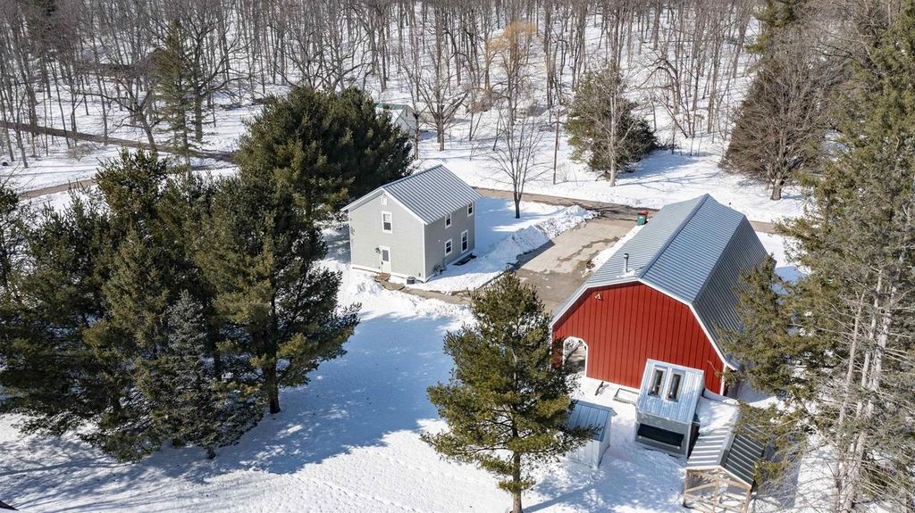 Photo of E1471 Arbor STREET, Waupaca, WI 54981 (MLS # 50322509)