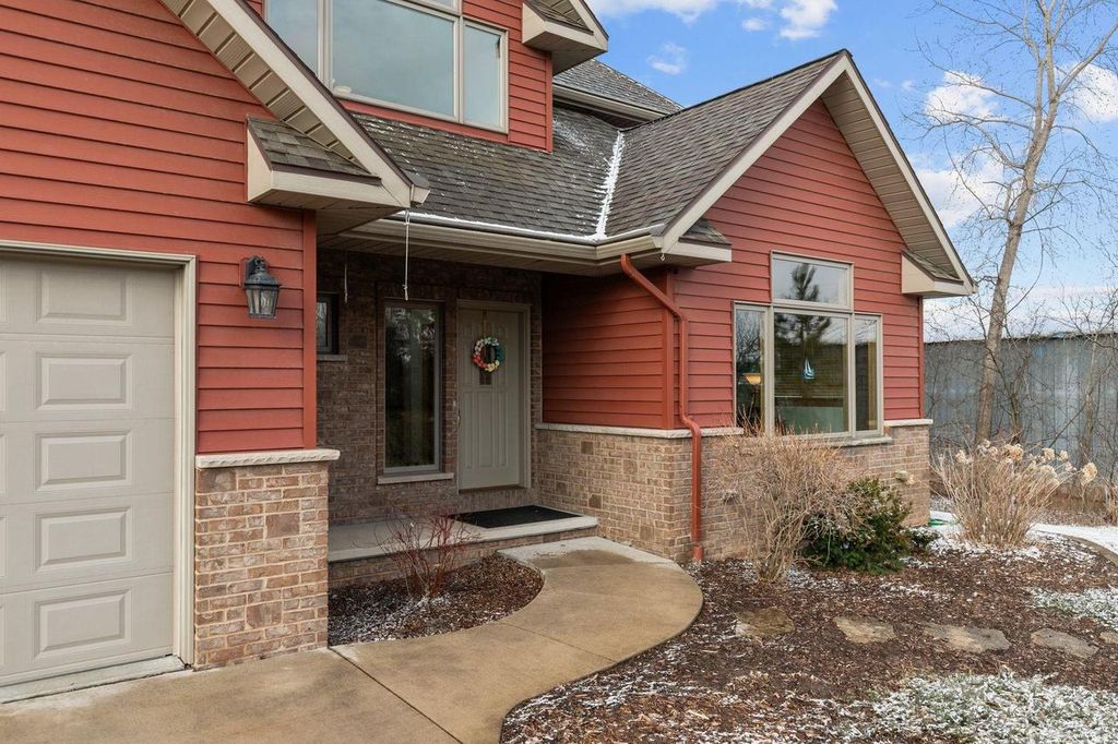 Photo of 2740 Marine DRIVE, Oshkosh, WI 54901 (MLS # 50321332)