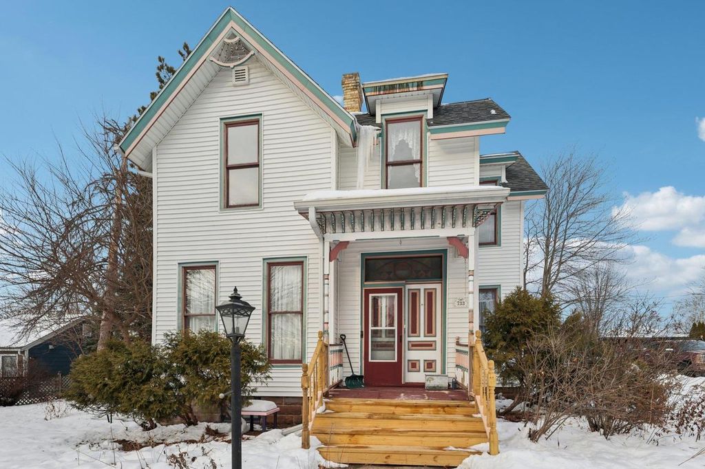 Photo of 733 5th STREET, Baraboo, WI 53913 (MLS # 2012318)