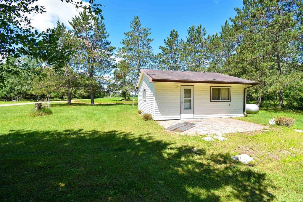 Photo of 2633 Pioneer ROAD, Stevens Point, WI 54482 (MLS # 22602827)