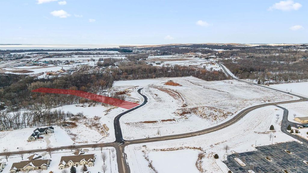 Photo of 174 Hidden Valley CIRCLE, Fond Du Lac, WI 54937 (MLS # 50320663)