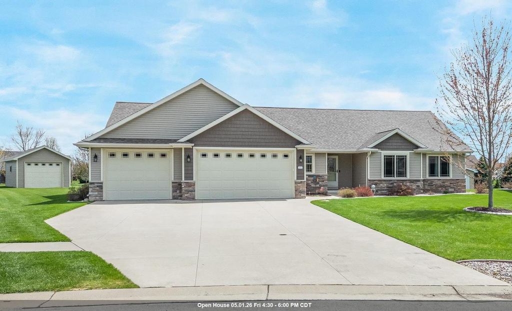 Photo of N984 Glennview DRIVE, Greenville, WI 54942 (MLS # 50324656)