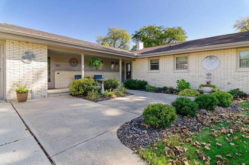 Photo of 160 St Marys BOULEVARD, Green Bay, WI 54301 (MLS # 50333989)