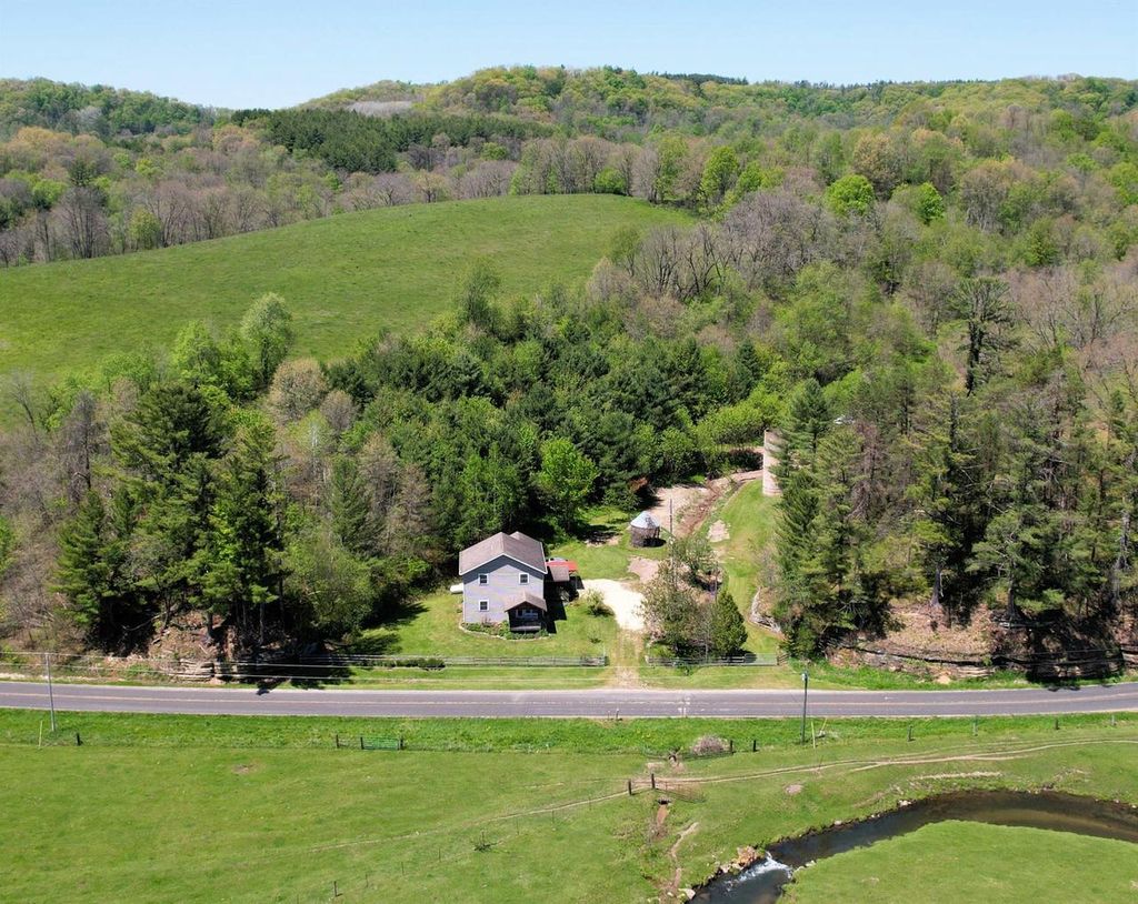 Photo of E13970 County F ROAD, Ontario, WI 54651 (MLS # 2023487)