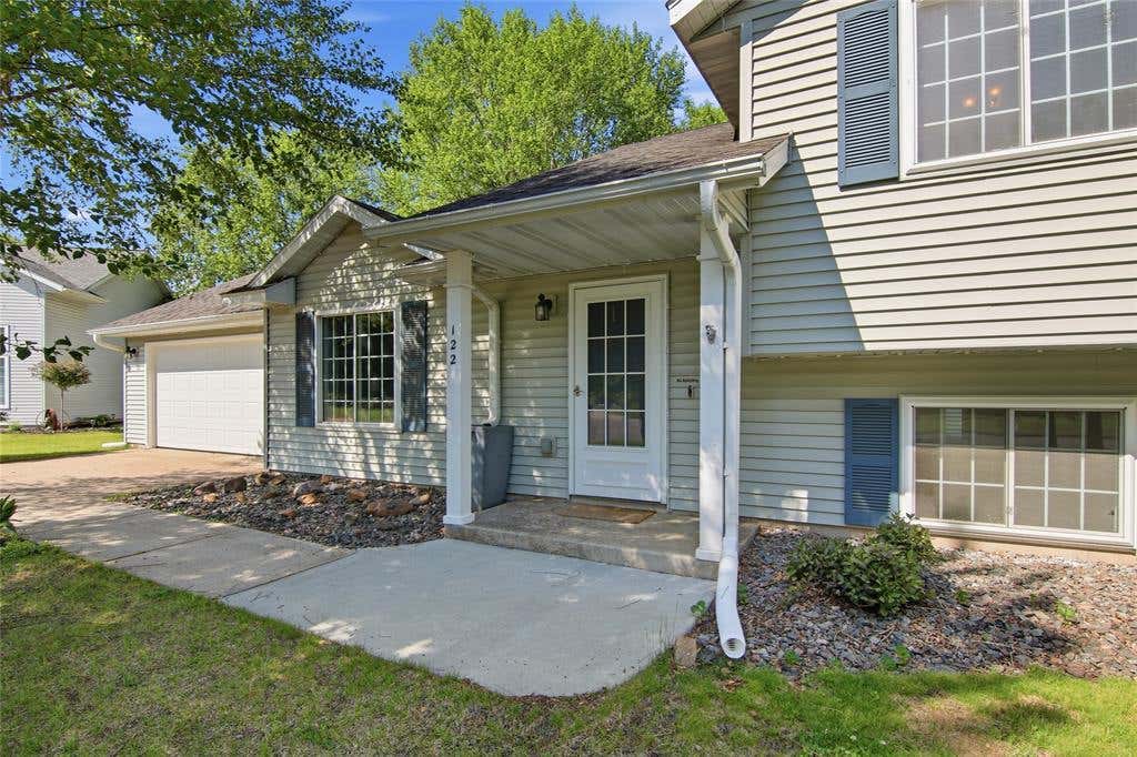 Photo of 122 Eagle Ridge COURT, Eau Claire, WI 54703 (MLS # 1603835)