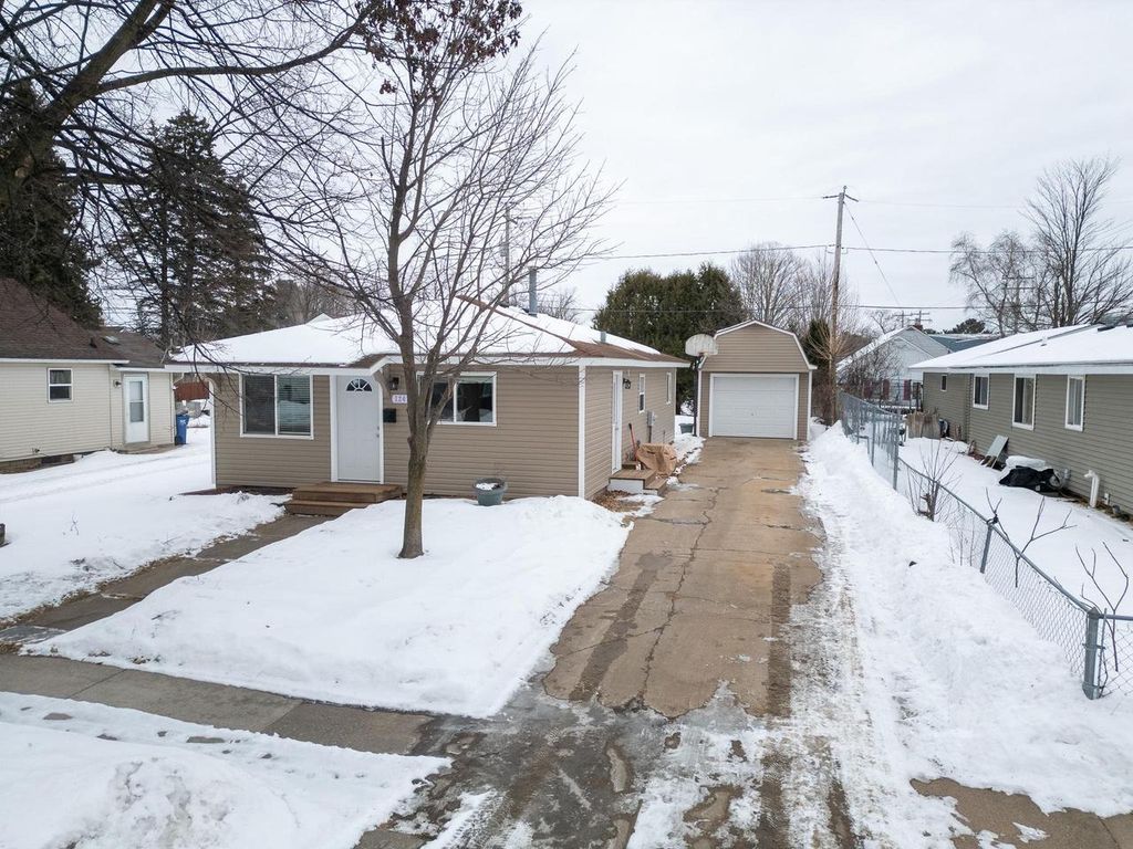 Photo of 1241 S 11th AVENUE, Wausau, WI 54401 (MLS # 22600522)