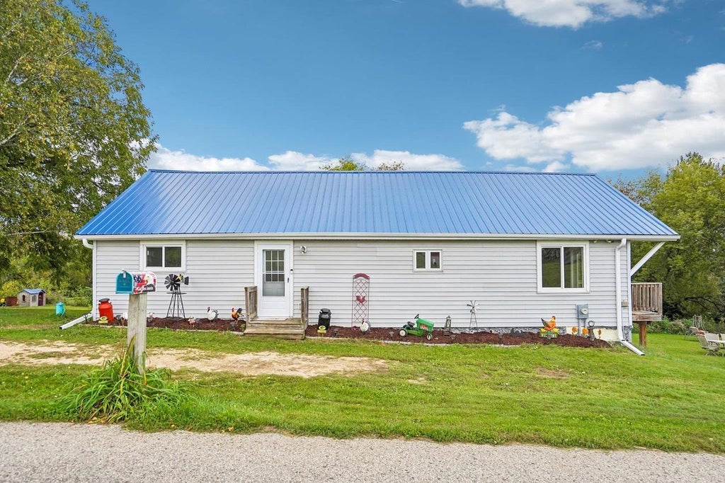 Photo of N7632 Larson ROAD, Cambria, WI 53923 (MLS # 2033011)