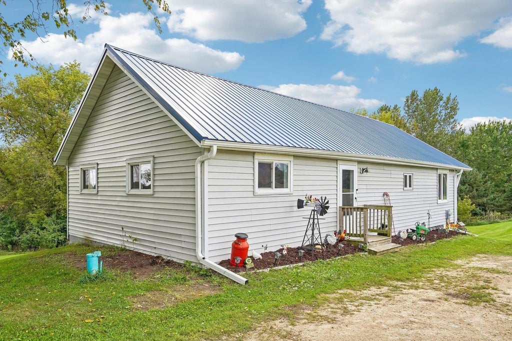 Photo of N7632 Larson ROAD, Cambria, WI 53923 (MLS # 2033011)